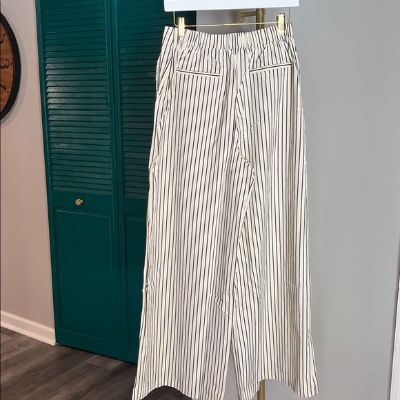 MABLE NEW Crop Top & Pant Women's Cream Striped Sleeveless 2 Piece Set - M $198 - Picture 15 of 16